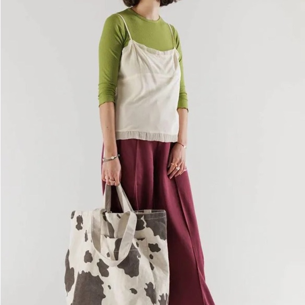 BAGGU Oversized Canvas Giant Pocket Tote - Brown Cow